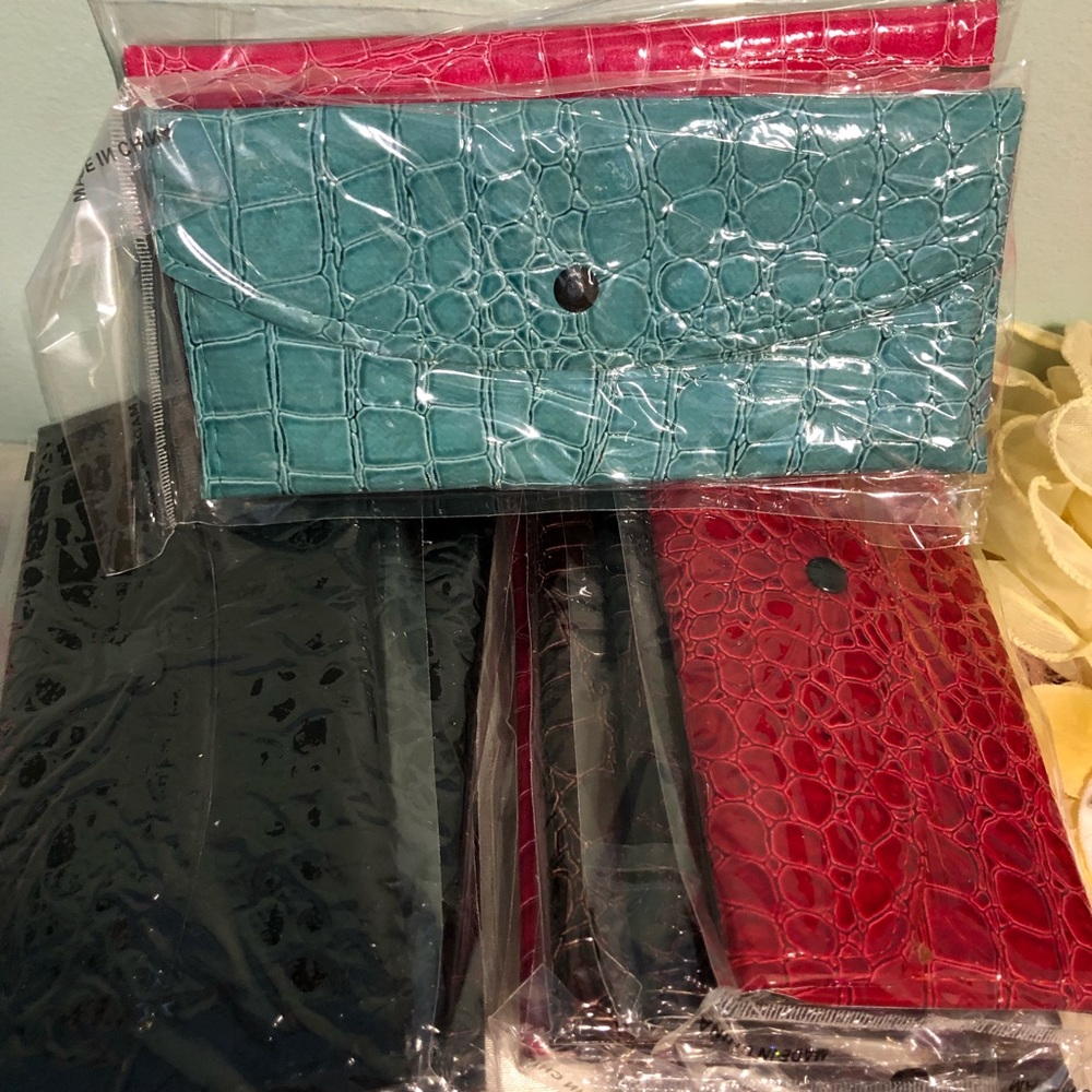 Wallets - Picture 3 of 3